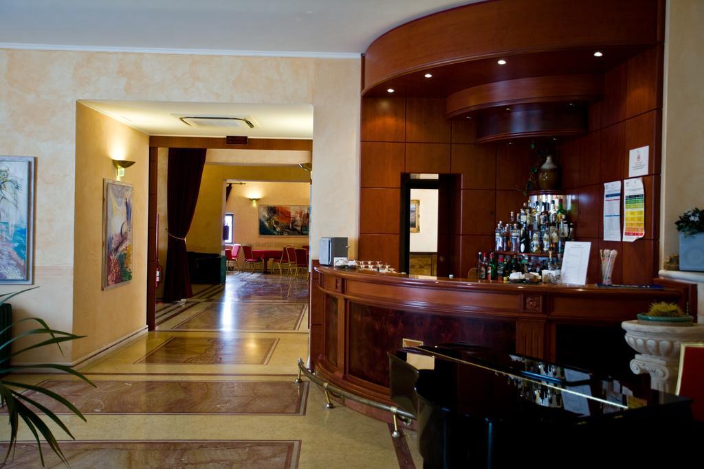 Palace Hotel San Michele Monte SantʼAngelo Zewnętrze zdjęcie